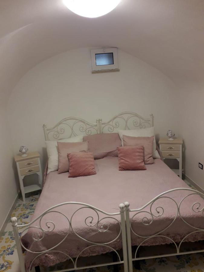 Casa Vacanze Vico Verona 7 أوريا المظهر الخارجي الصورة